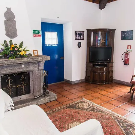 Solar Outeiro Alto Guest house Ponta Delgada (Sao Miguel)